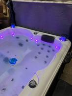 jacuzzi 3 pers. 2 zit en1 lig . zgan. energie zuinig 220v, Tuin en Terras, Bubbelbaden en Hottubs, Ophalen, Zo goed als nieuw