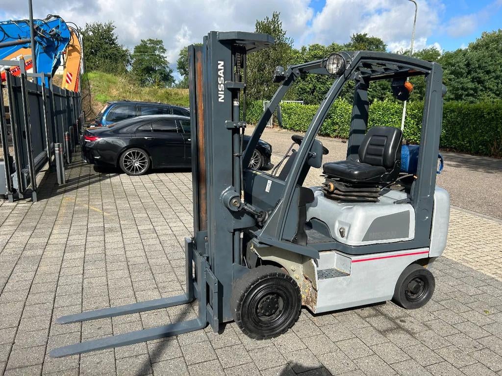 Nissan 1.8 Heftruck (bj 2006), Zakelijke goederen, Machines en Bouw | Heftrucks en Intern transport, 1000 tot 2000 kg, LPG, Heftruck