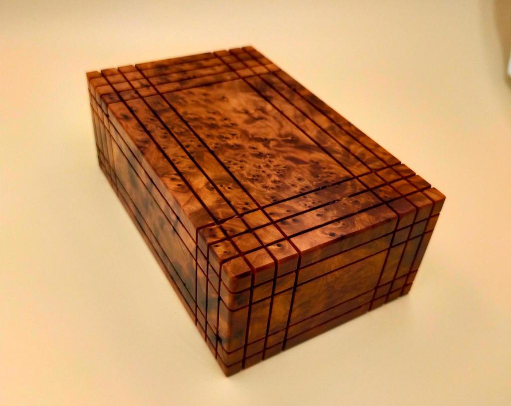 Thuya houten puzzeldoos, Ophalen of Verzenden