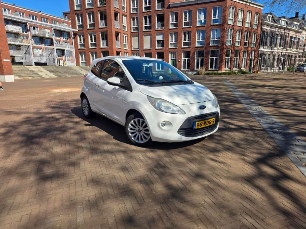 Ford Ka 1.2 Titanium X start/stop, Auto's, Voorwielaandrijving, Euro 5, Stof, Gebruikt