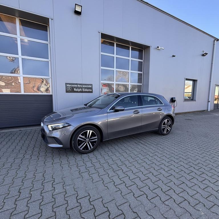 Mercedes-Benz A-Klasse 250e A 250 e (177.086) (bj 2022), Auto's, Mercedes-Benz, Gebruikt, Euro 6, 4 cilinders, Bedrijf