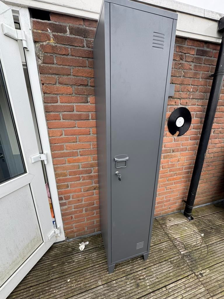 Gave Lockerkast grijs, Ophalen of Verzenden, Zo goed als nieuw
