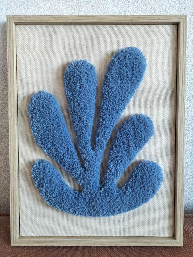 Wanddecoratie decoratie getuft schilderij in lijst blauw wol, Minder dan 50 cm, Nieuw, Ophalen of Verzenden, Schilderij