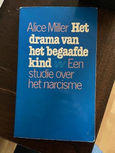 Het drama van het begaafde kind - Alice Miller, Boeken, Ophalen of Verzenden, Gelezen