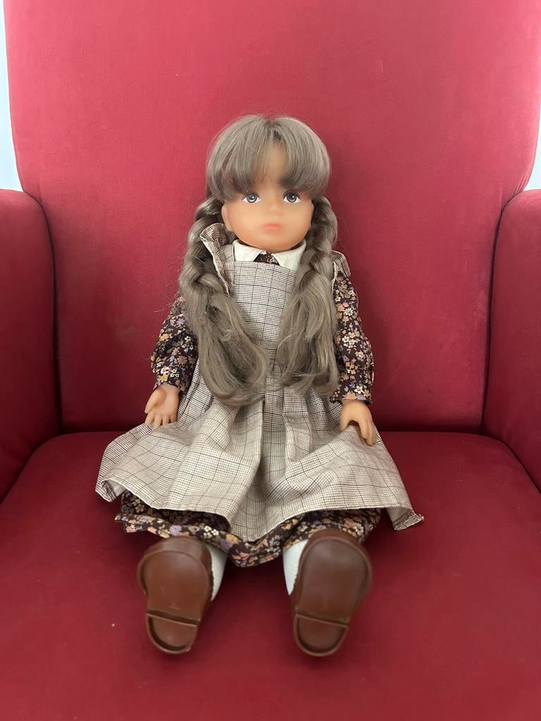 70s bella doll france - original outfit - boudeuse face, Verzamelen, Poppen, Ophalen of Verzenden, Pop
