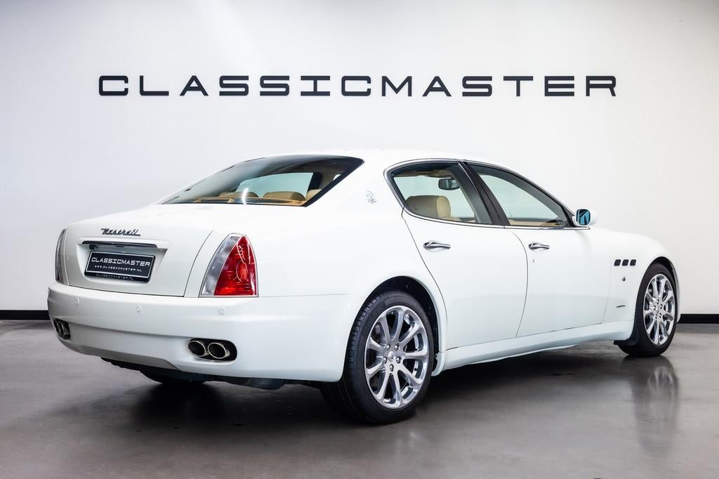 Maserati Quattroporte 4.2 Executive GT Btw auto, Fiscale waa, Auto's, Automaat, Gebruikt, Parkeersensor, Wit