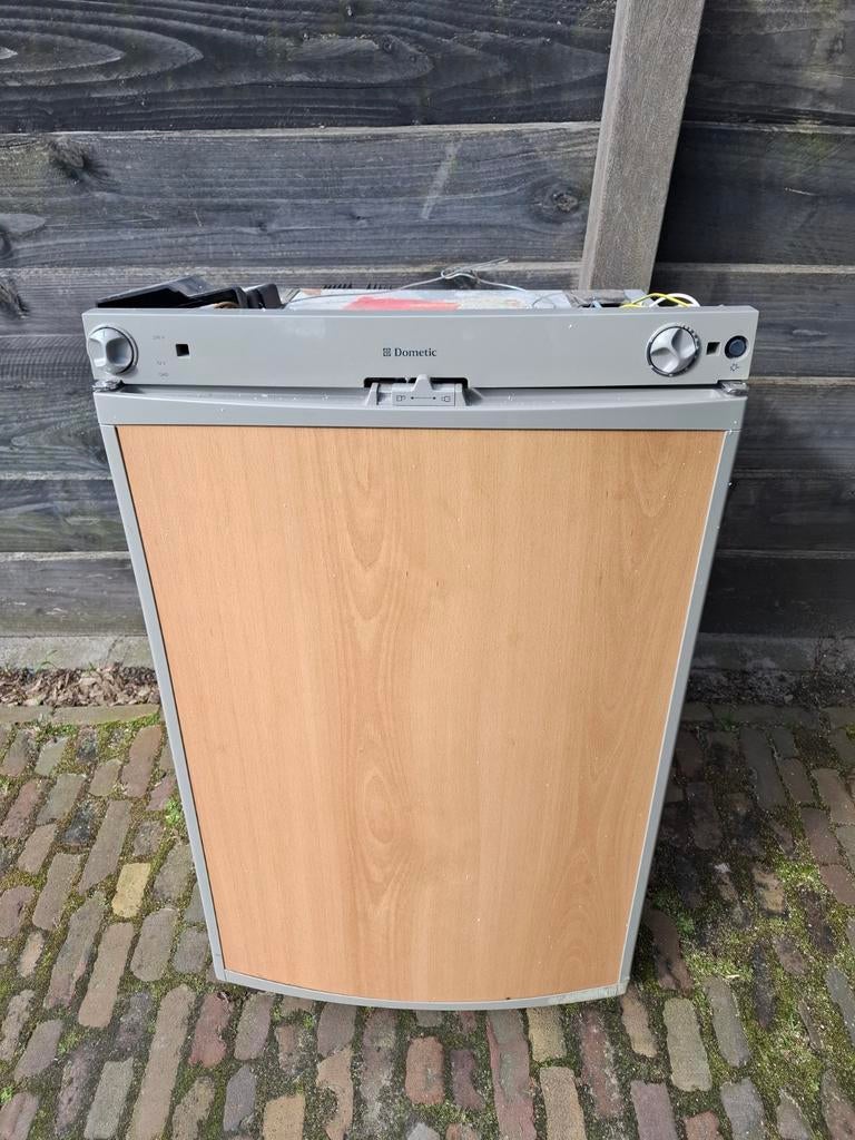 Dometic absorptie koelkast, Caravans en Kamperen, Ophalen, Gebruikt