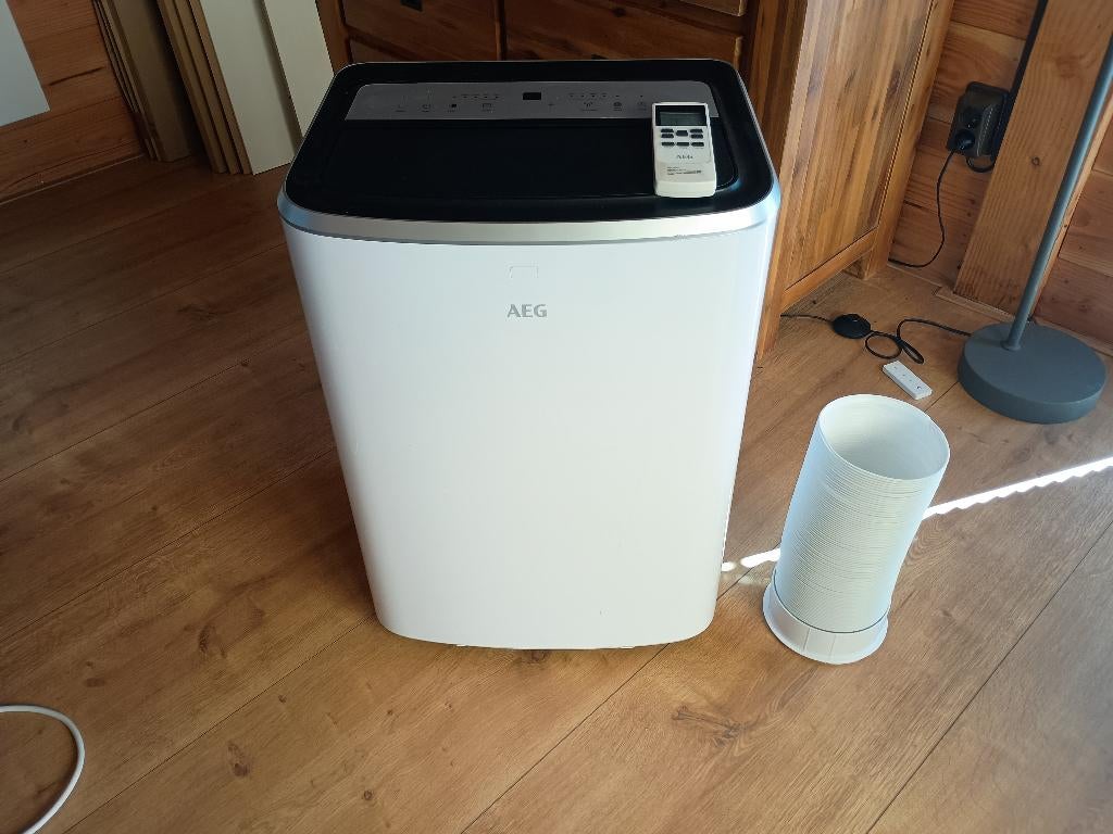 AEG Airco AXP34U338CW M, Witgoed en Apparatuur, Airco's, Ophalen, Minder dan 60 m³, 3 snelheden of meer, Zo goed als nieuw