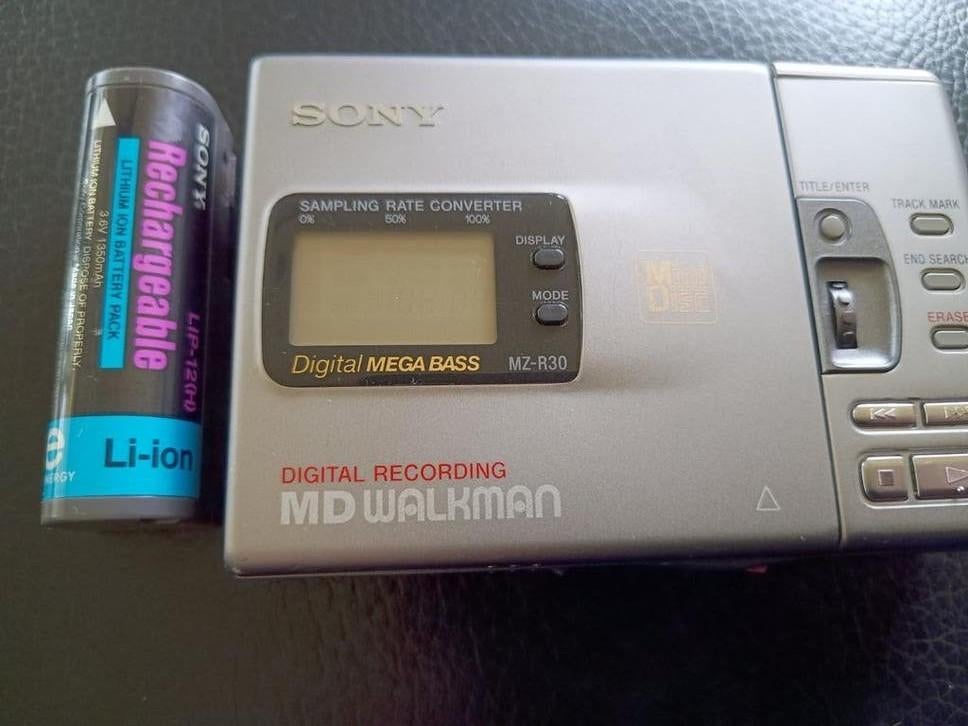 Sony MZ-R30 Minidisc Recorder - Draagbare MD Speler, Audio, Tv en Foto, Ophalen, Minidisc-recorder
