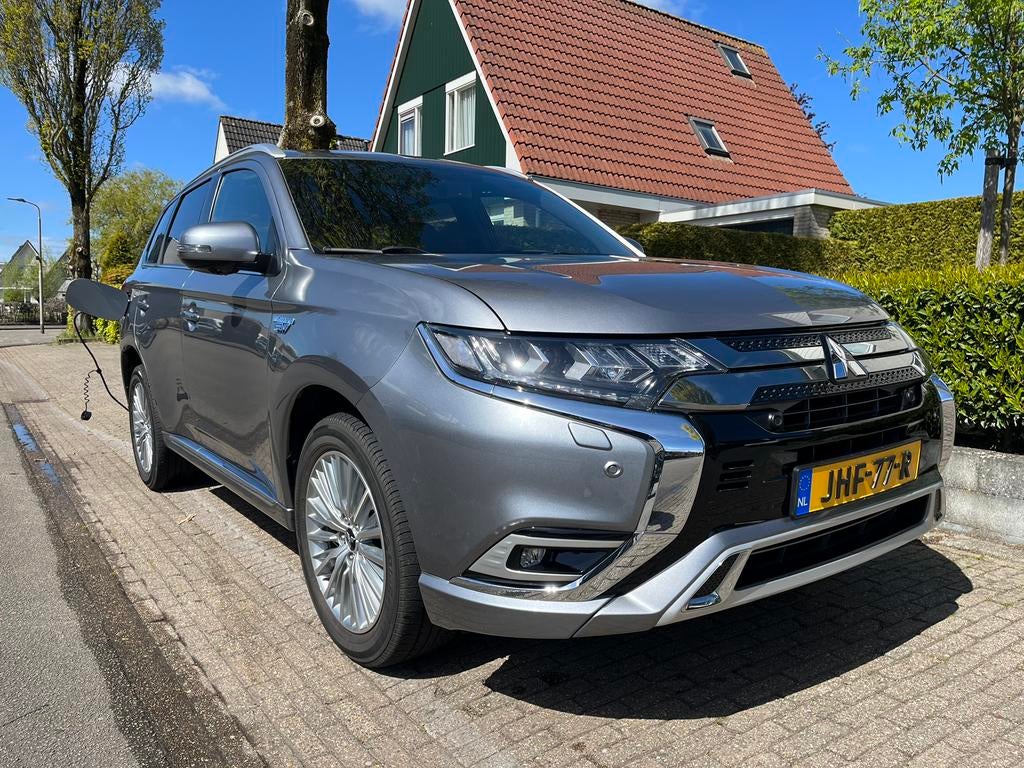 Mitsubishi Outlander 2.4 Phev Intro Edition 2019, Auto's, Mitsubishi, Particulier, Outlander, 360° camera, 4x4, ABS, Achteruitrijcamera