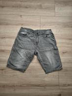 Korte broek XL, Kleding | Heren, Spijkerbroeken en Jeans, Ophalen of Verzenden, Zo goed als nieuw, Grijs, W36 - W38 (confectie 52/54)