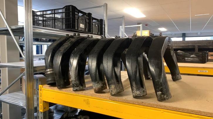 USED: Mercruiser Exhaust Pipe (44266T1, 807130A4, 8M0115149), Watersport en Boten, Accessoires en Onderhoud, Nieuw, Motor en Techniek