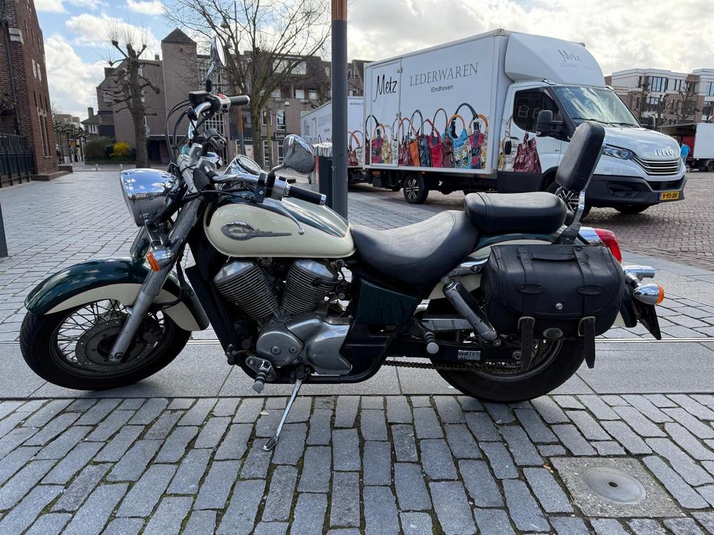 Honda VT750 C2 Shadow - Goede staat, incl. TomTom, Motoren, Motoren | Honda, Particulier, Chopper, 2 cilinders, Handgeschakeld