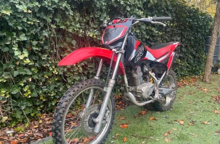 Honda CRF 150 150F grote wielen EERST LEZEN DAN BIEDEN, Fietsen en Brommers, Brommers | Crossbrommers, Gebruikt, Honda, Ophalen