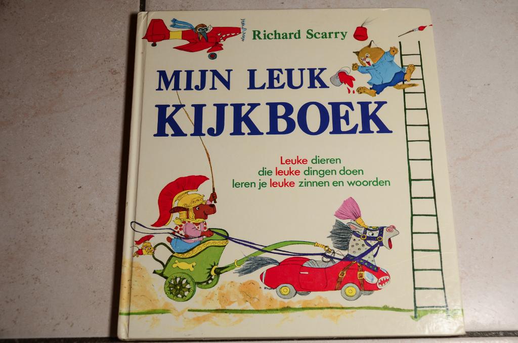Mijn leuk kijkboek / Richard Scarry, Boeken, Ophalen of Verzenden, Zo goed als nieuw, Fictie algemeen, Voorleesboek