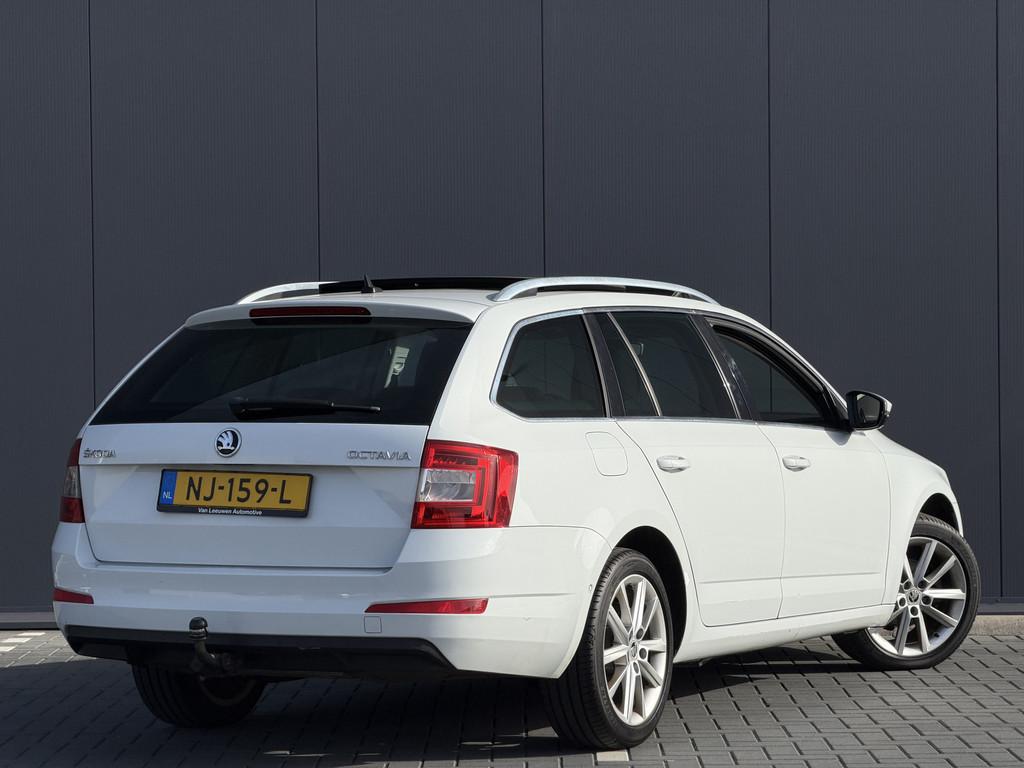 Skoda Octavia Combi 1.6 TDI Greentech Style Business | HANDG, Auto's, Stof, 4 cilinders, Wit, Origineel Nederlands