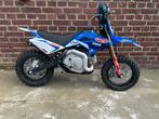 YCF 50cc / 4 takt pitbike - mooie kindercrosser!, Fietsen en Brommers, Ophalen, Zo goed als nieuw, Overige merken