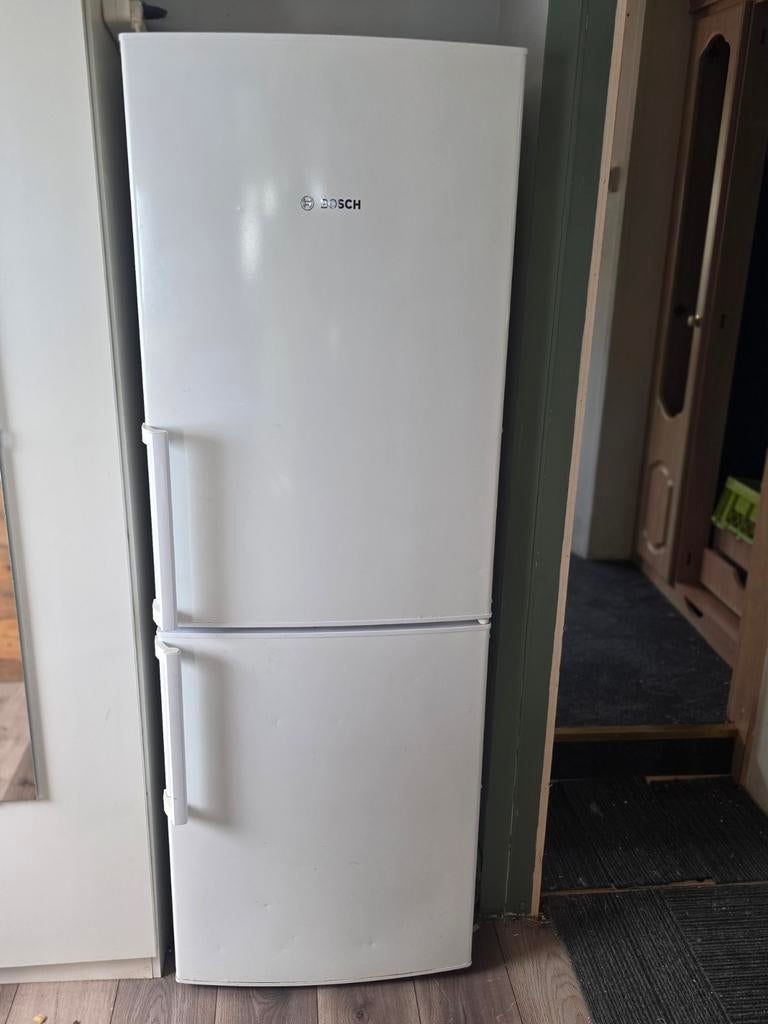 Bosch Koel vries combinatie, Gebruikt, 200 liter of meer, Met aparte vriezer, 160 cm of meer