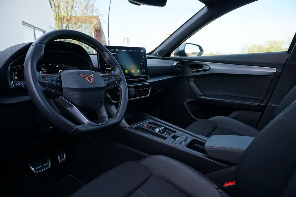 CUPRA Formentor 1.4 e-Hybrid 245 pk VZ Performance Panodak|B, Gebruikt, Zwart, 4 cilinders, Formentor