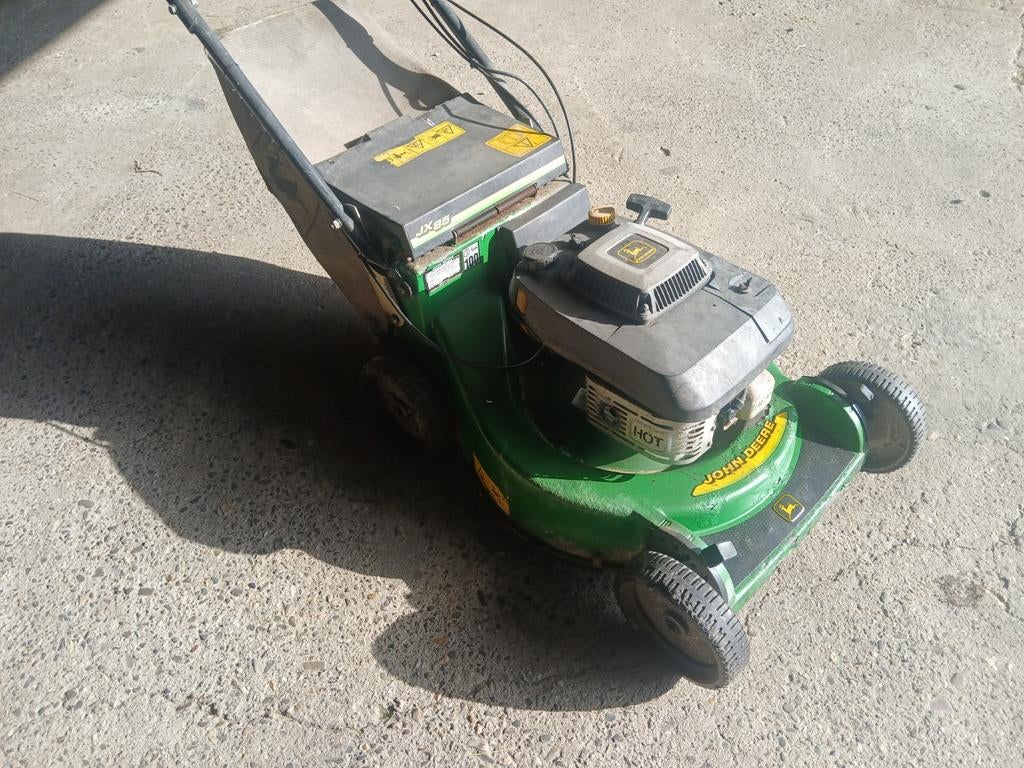John Deere jx85 grasmaaier., Tuin en Terras, Cirkelmaaier, Versnellingen, John Deere, Benzine-grasmaaier