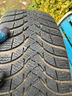 Winterbanden op stalen velg voor volvo v50, Ophalen, Gebruikt