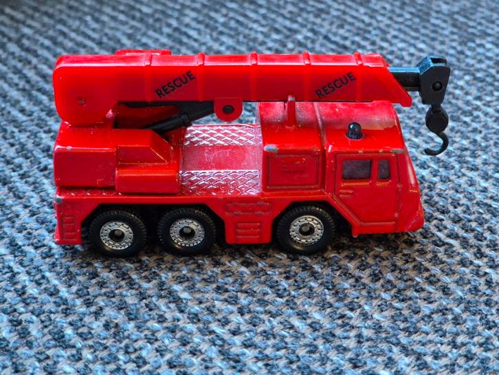 Siku Brandweer Kraanwagen Rood - Speelgoedmodel, Hobby en Vrije tijd, Modelauto's | Overige schalen, Gebruikt, Bus of Vrachtwagen