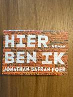 Hier ben ik - Jonathan Safran Foer - Dwarsligger, Ophalen of Verzenden, Zo goed als nieuw, Nederland