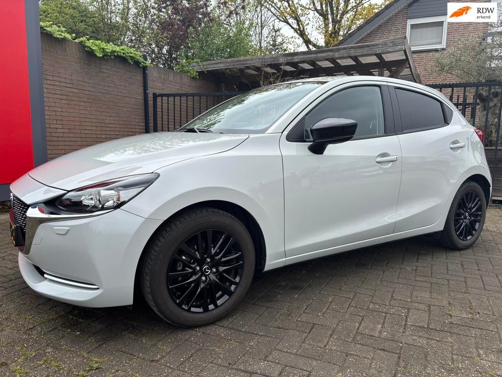 Mazda 2 1.5 e-Skyactiv-G Mild-Hybrid HOMURA | 1e Eig., Auto's, Mazda, Gebruikt, 4 cilinders, Wit, 1010 kg