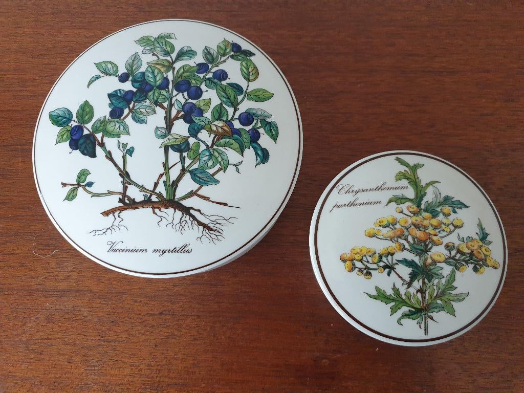 Twee porseleinen dekseldoosje. Villeroy & Boch., Verzamelen, Ophalen of Verzenden, Zo goed als nieuw, Porselein
