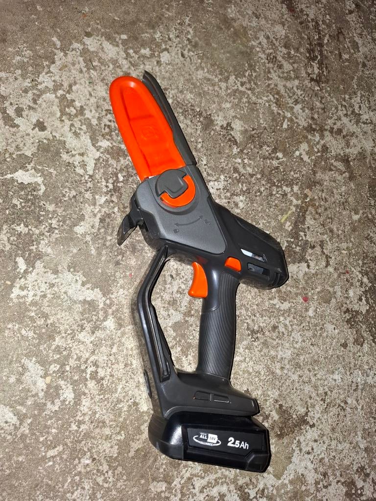 Husqvarna handkettingzaag, Tuin en Terras, Ophalen, Nieuw, 50 mm of meer, Husqvarna