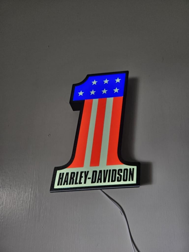 Harley Davidson LED Lamp - Nummer 1 Vlagontwerp, Ophalen of Verzenden, Nieuw, Lichtbak of (neon) lamp