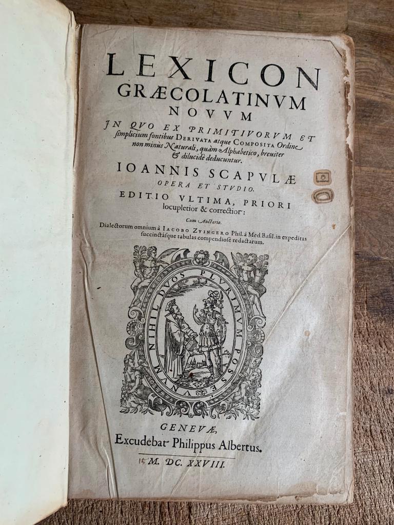 Groot formaat Grieks Latijn woordenboek uit 1628, Antiek en Kunst, Antiek | Boeken en Bijbels, Ophalen of Verzenden