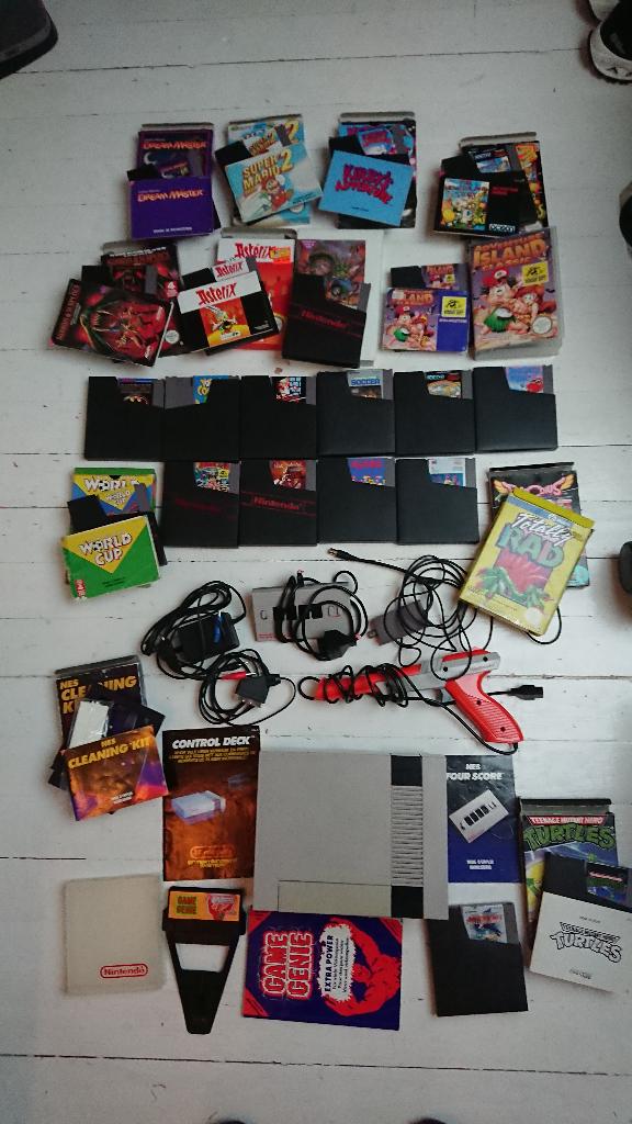 Nintendo NES Console Spelcomputer met Games Grote Collectie, Ophalen of Verzenden, Gebruikt, Met 2 controllers, Met games