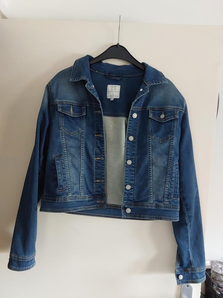 Stijlvol spijkerjack van CL Essentials, maat M, Kleding | Dames, Maat 38/40 (M), Blauw, CL Essentials, Ophalen of Verzenden