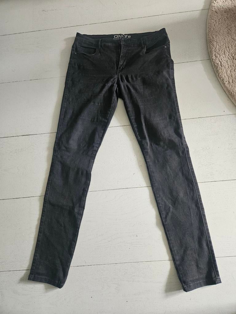 Mooie zwarte skinny Only jeans met stretch, Kleding | Dames, Only, Zwart, Ophalen of Verzenden, Zo goed als nieuw