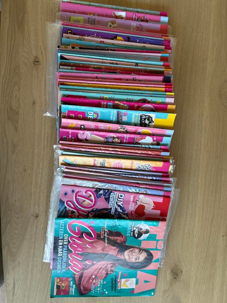 Tina Jaargang 2021 Compleet + Extra's, Boeken, Tijdschriften en Kranten, Ophalen of Verzenden, Zo goed als nieuw, Damesbladen