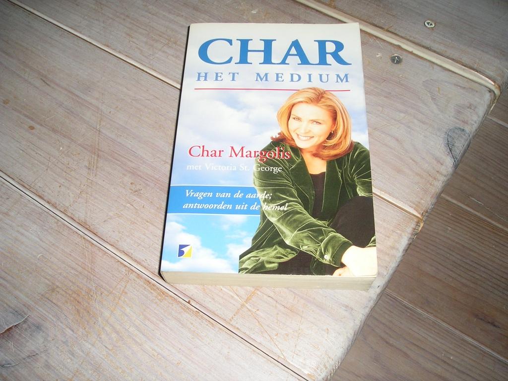 Char - Het medium, Gelezen, Overige typen, Ophalen of Verzenden, Char Margolis
