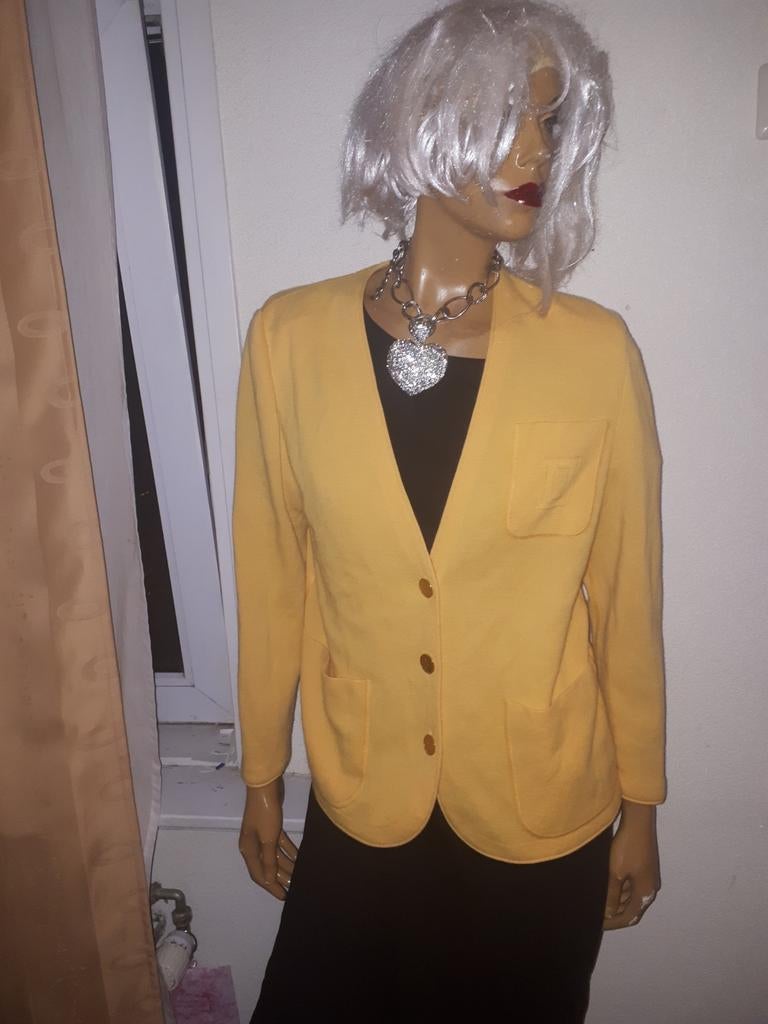 Geel vest met knopen en zakken van devernois Paris maat 42, Kleding | Dames, Truien en Vesten, Geel, Maat 42/44 (L), Ophalen of Verzenden