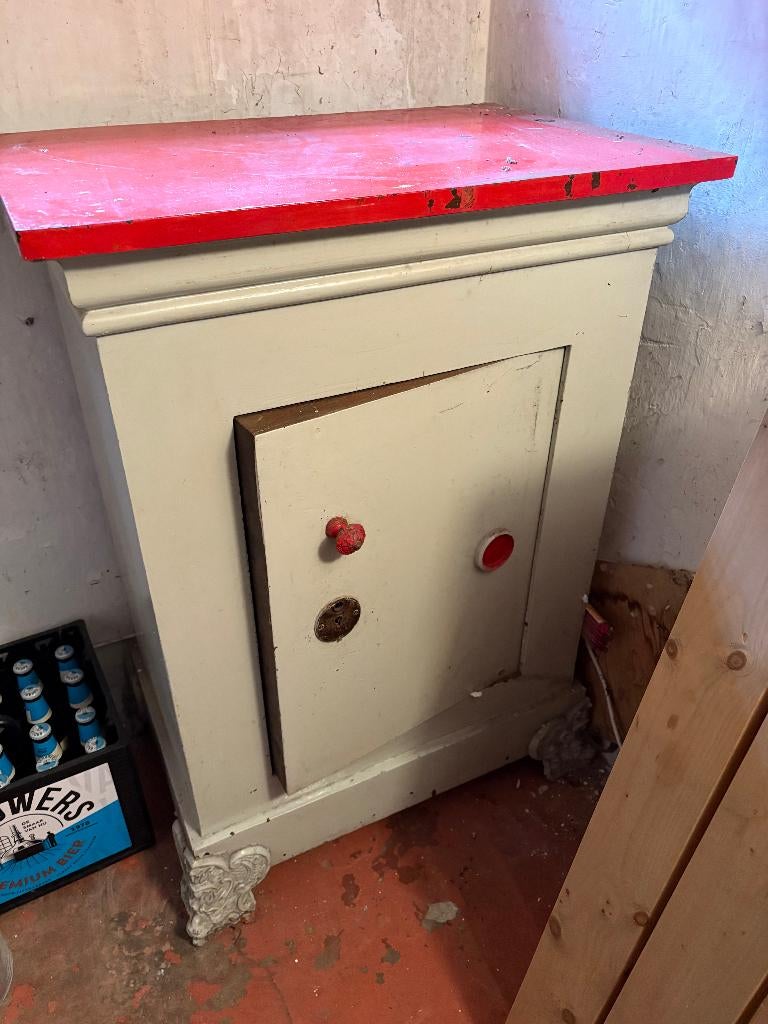 kluis/brandkast, Huis en Inrichting, Brandblussers en Brandkasten, Ophalen, Gebruikt, Brandkast