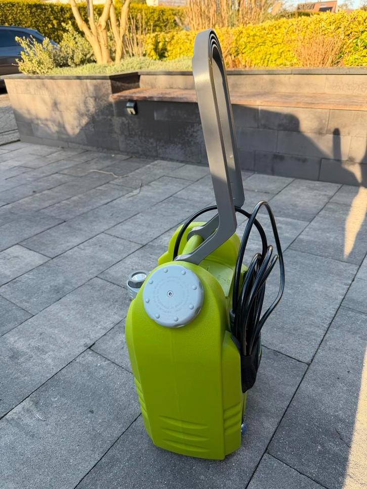 Aqua2go Oplaadbare Mobiele Hogedrukreiniger, Tuin en Terras, Hogedrukreinigers, Zo goed als nieuw, Accu, Met autostop en -start