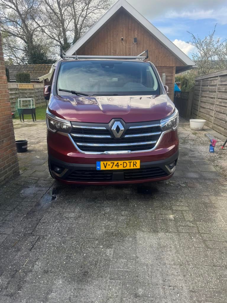 Renault Trafic GB 2.0 Blue dCi 150pk L2h1 T30 2024 Rood, Voorwielaandrijving, 4 cilinders, Renault, 149 pk