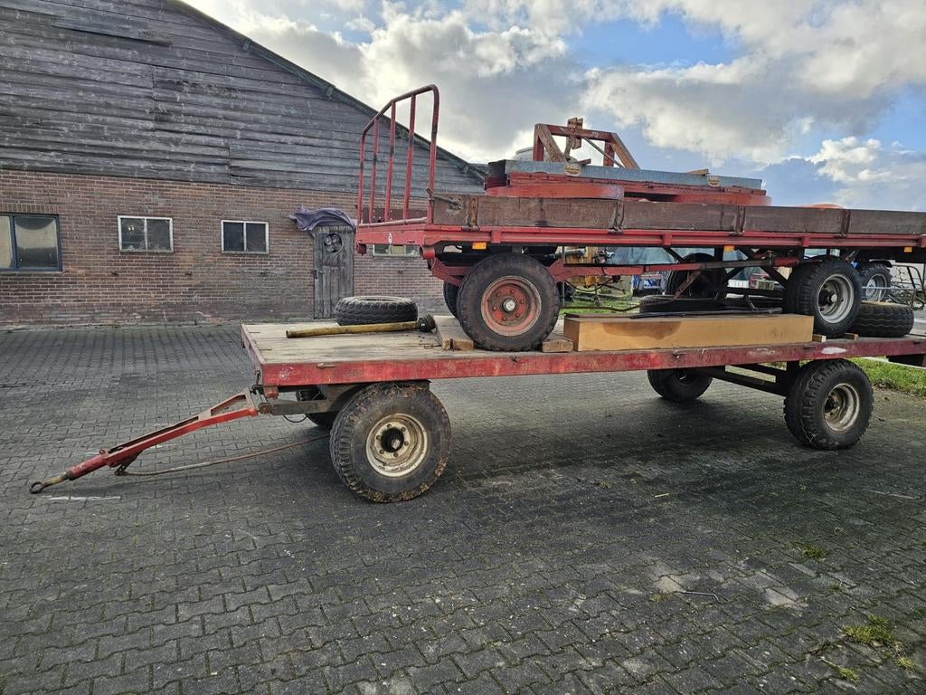 2 landbouwwagens met oogsthekken, Zakelijke goederen, Agrarisch | Werktuigen, Ophalen of Verzenden, Transport