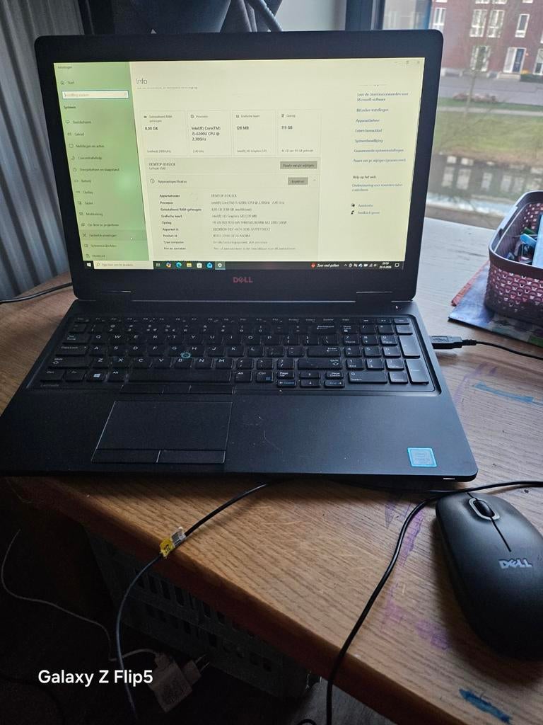 Laptop tka Dell Latitude 5580 Intel Core i5 | 256GB | 8GB RA, Ophalen of Verzenden, Zo goed als nieuw, 16 inch, 2 tot 3 Ghz