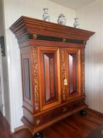 Antieke kuifkast, volledig hout, zeer goede staat, Ophalen