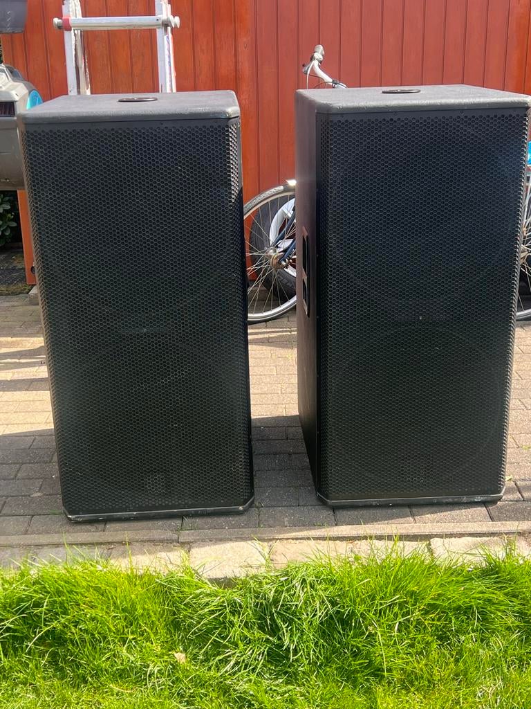 JBL MRX 528 Subwoofer (2 stuks), Audio, Tv en Foto, Luidsprekers, Gebruikt, Ophalen of Verzenden, 120 watt of meer, Subwoofer