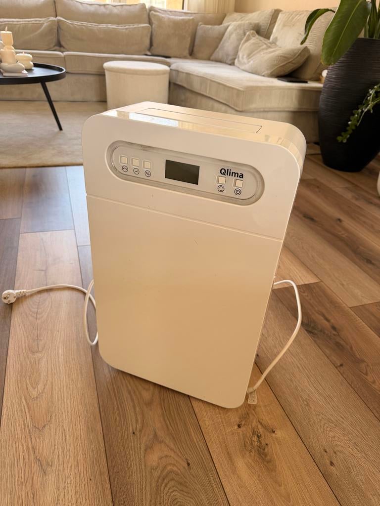 Qlima luchtontvochtiger D 516 (4 liter bak), Witgoed en Apparatuur, Ophalen, Gebruikt, Luchtontvochter