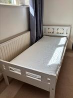 Peuterbed wit met schaapjes, Ophalen, Gebruikt, 70 tot 85 cm, 140 tot 160 cm