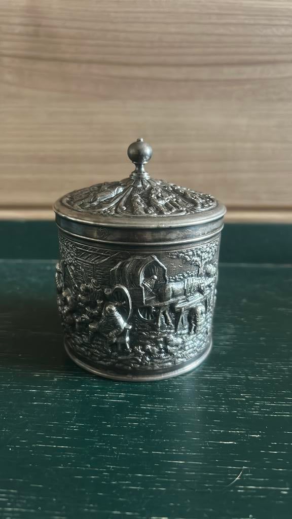 Douwe Egberts verzilverde theebus, H. Hooijkaas, Ophalen of Verzenden