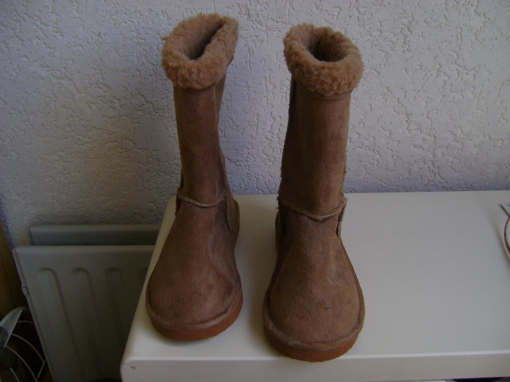 nieuwe bruine laarzen mt36 met bont gevoerd suede achtig, Kleding | Dames, Schoenen, Hoge laarzen, Bruin, Nieuw, Ophalen of Verzenden