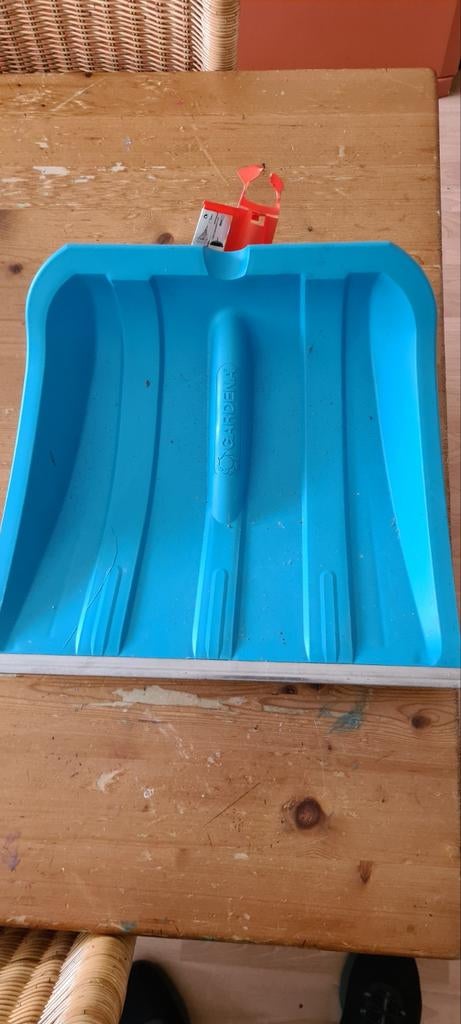 Gardena sneeuwschuiver blauw, Ophalen, Gebruikt